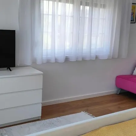 Ivavev Is Us Bythesea Villa *