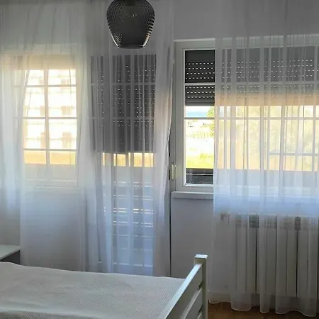 Ivavev Is Us Bythesea Villa Navodari
