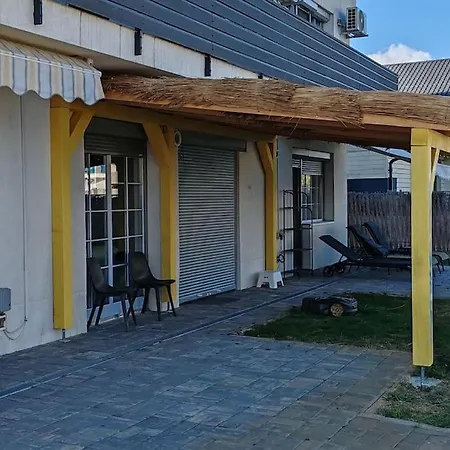 Villa Ivavev Is Us Bythesea *