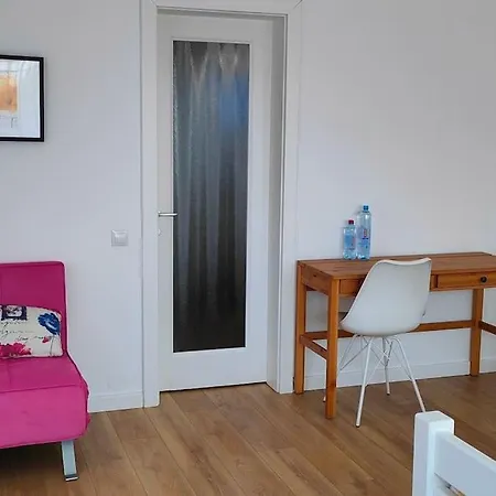 Ivavev Is Us Bythesea Năvodari